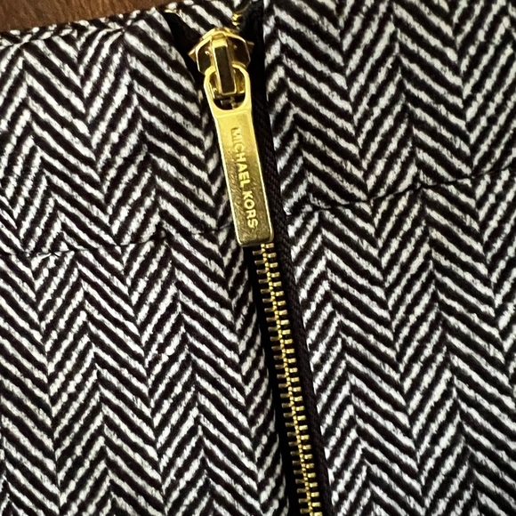 Michael Michael Kors chevron print skirt - Picture 2 of 5